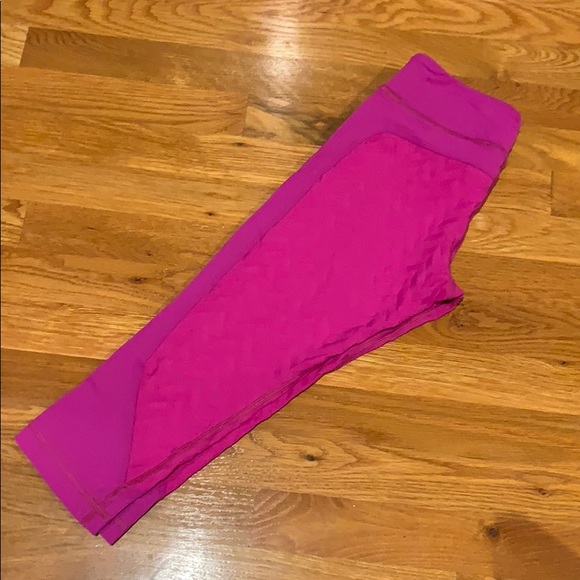 NWOT Trina Turk Activewear - Size Small - Picture 2 of 5